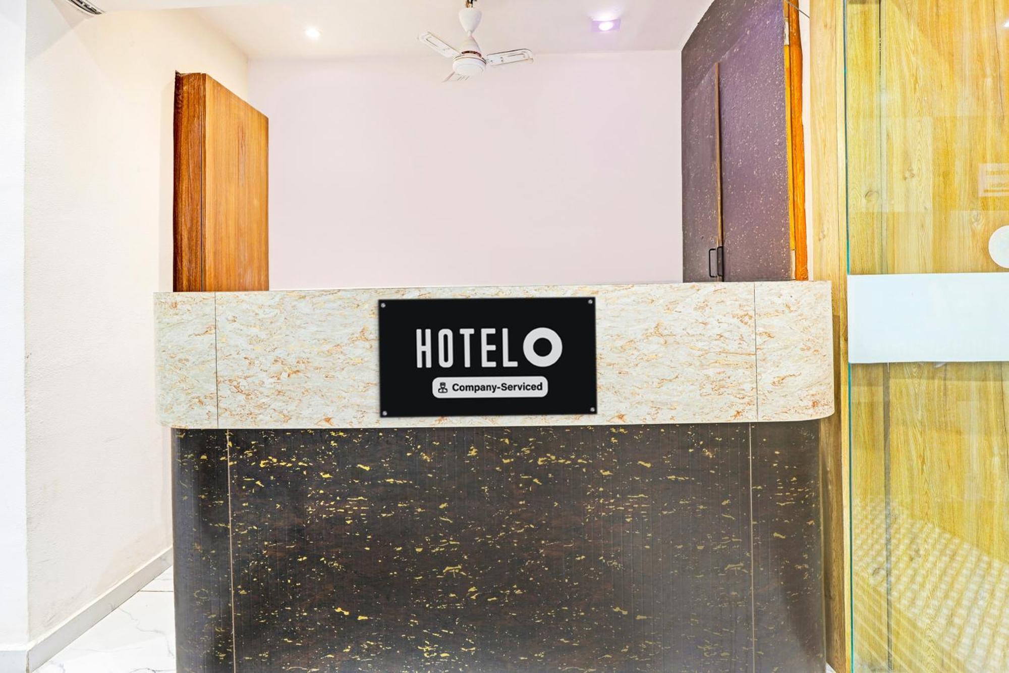 Super Hotel O Althan Formerly Hotel Niraant Surate Extérieur photo